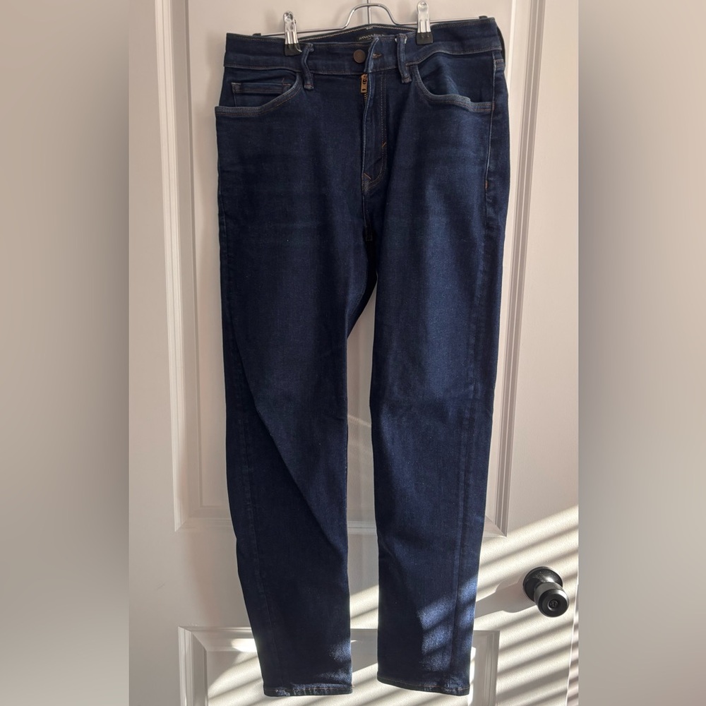 Banana Republic Men's Dark Denim 31x30 Tapered Jeans